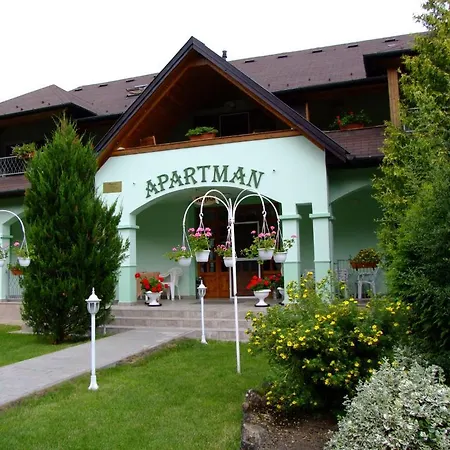 Rajna Apartmanhaz *