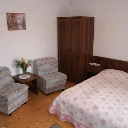 Rajna Apartmanhaz Apartamento