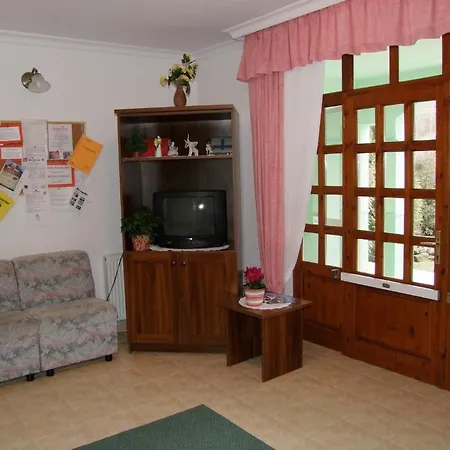Rajna Apartmanhaz